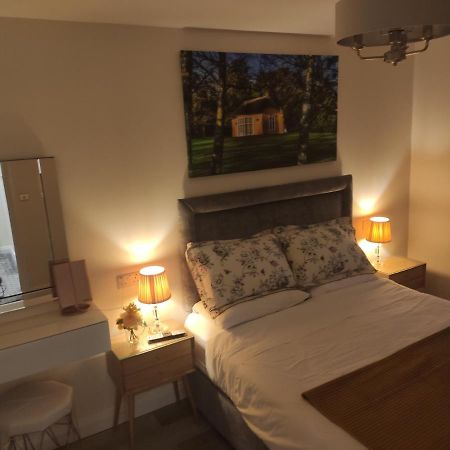 Newryview Villa Buitenkant foto