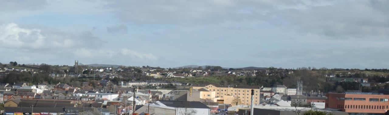 Newryview Villa Buitenkant foto